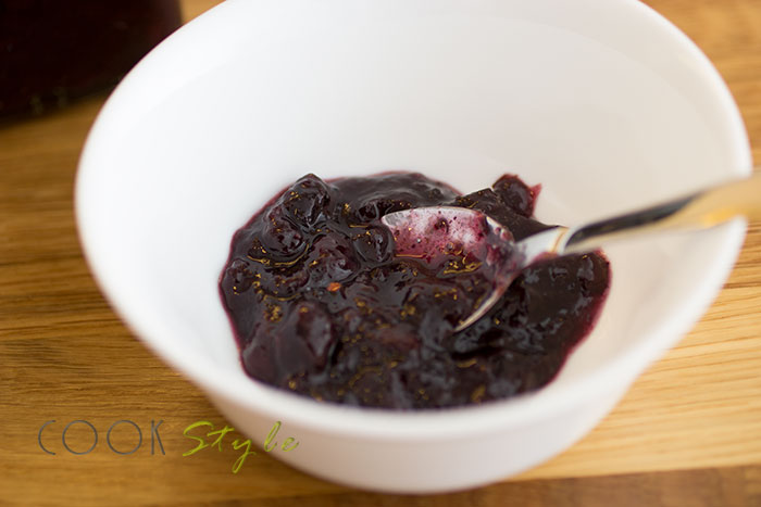 01 Blueberries and cardamon jam
