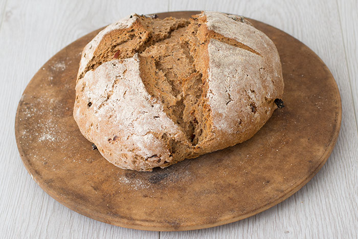 Soda bread with sundried tomatoes