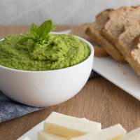 Pea and mint dip