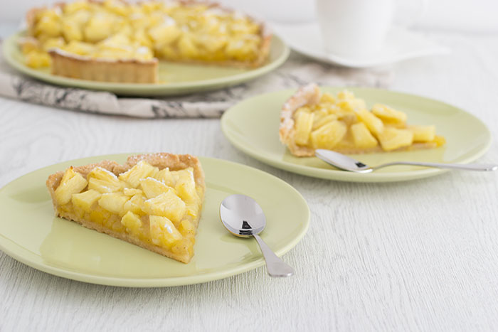 Pineappale and cardamom tart